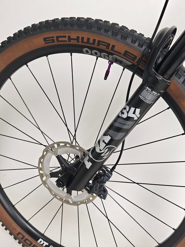 Clear shot of the suspension design on the 2023 Canyon Neuron 7 Full Suspension Bike showcasing ride quality characteristics, Large size, in Very Good Condition.