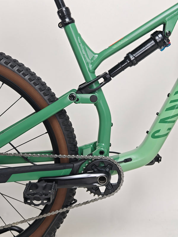 Rider height compatibility details for the 2023 Canyon Neuron 7 Full Suspension Bike, Large size, indicating 178cm - 185cm, in Very Good Condition.