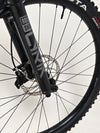 2023 Lapierre Zesty AM CF 8.9 Large features and specifications laid out, available for £2,850.