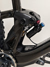 Highlighting the superior components of the 2023 Lapierre Zesty AM CF 8.9 Large bike available for only £2,850.