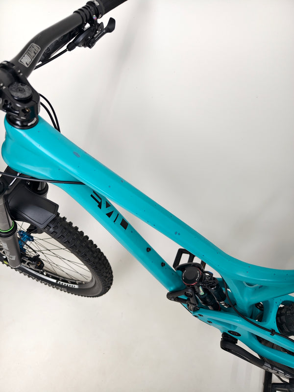 Evil Offering V1 Carbon / MEDIUM / Very Good Condition (Read Description)
