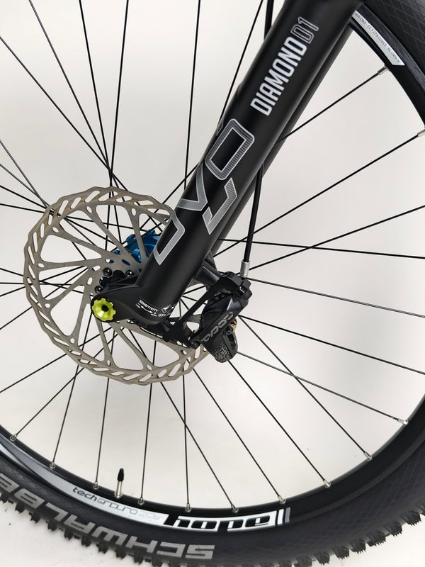 Evil Offering V1 Carbon / MEDIUM / Very Good Condition (Read Description)