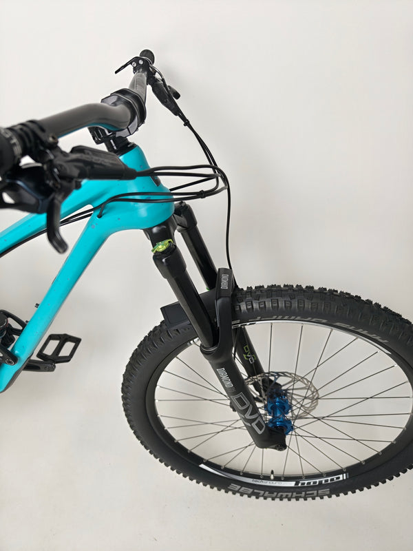 Evil Offering V1 Carbon / MEDIUM / Very Good Condition (Read Description)