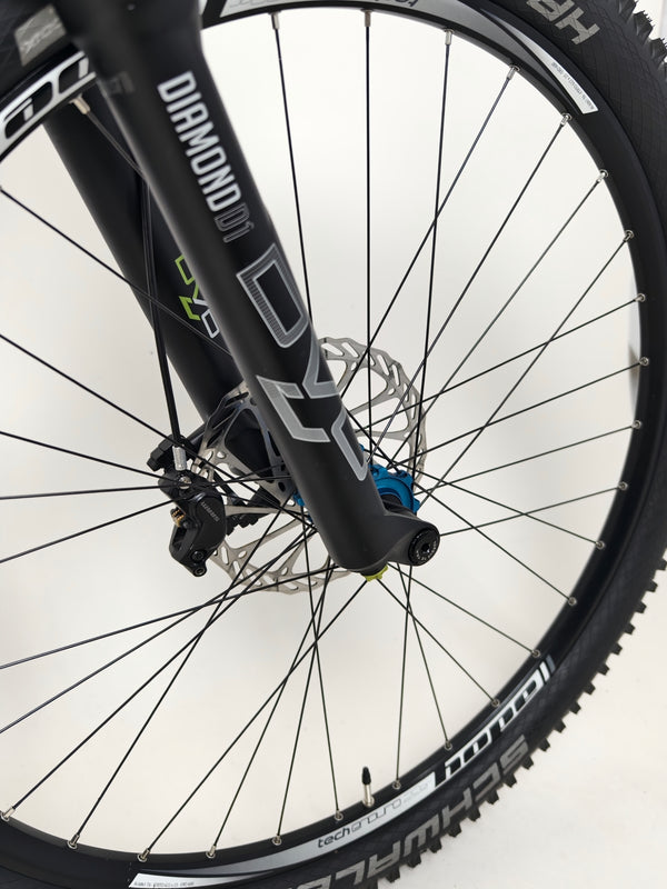 Evil Offering V1 Carbon / MEDIUM / Very Good Condition (Read Description)