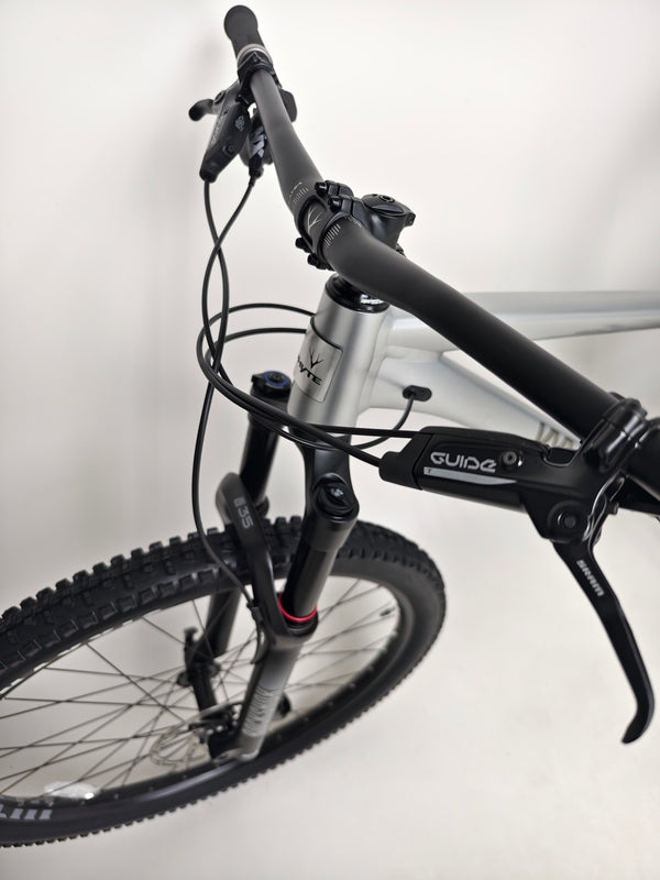 Whyte 629 V6 2025 / MEDIUM / RRP: £1,499.00 / LIKE NEW!