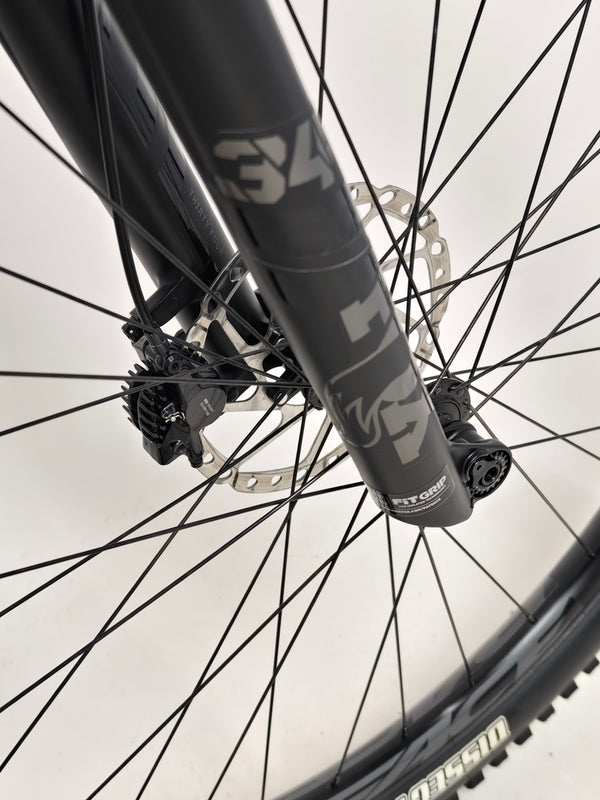 Orbea Occam H10 29er 2023 / MEDIUM / RRP: £4,099.00 / Excellent Condition!