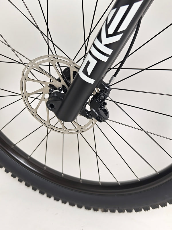 Whyte 905 V4 2023 / EXTRA LARGE / RRP: £2,099.00 / Excellent Condition