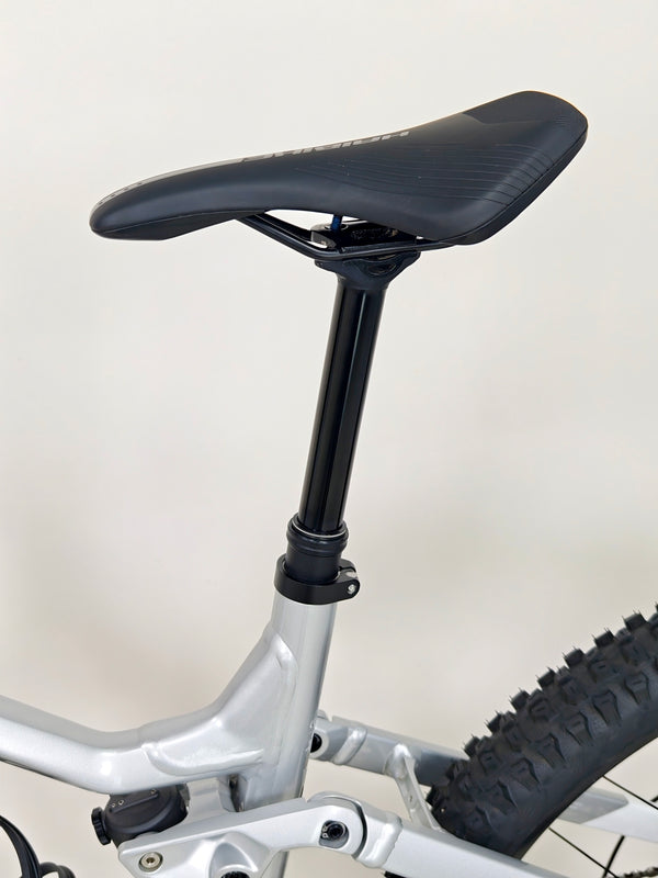 Haibike AllMtn 3 2023 / LARGE / FS e-Bike / Excellent Condition / Only 121 Miles!