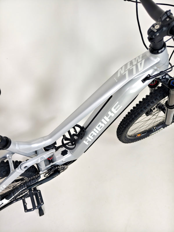 Haibike AllMtn 3 2023 / LARGE / FS e-Bike / Excellent Condition / Only 121 Miles!