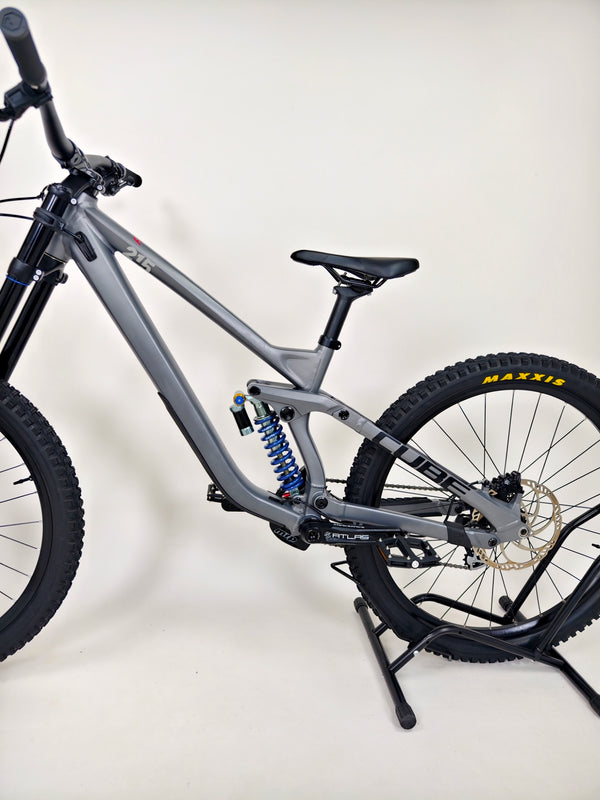 Cube Two15 Pro 27.5 2024 / MEDIUM / Downhill / Excellent Condition