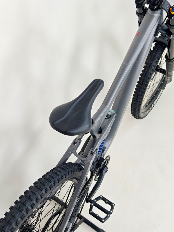Cube Two15 Pro 27.5 2024 / MEDIUM / Downhill / Excellent Condition