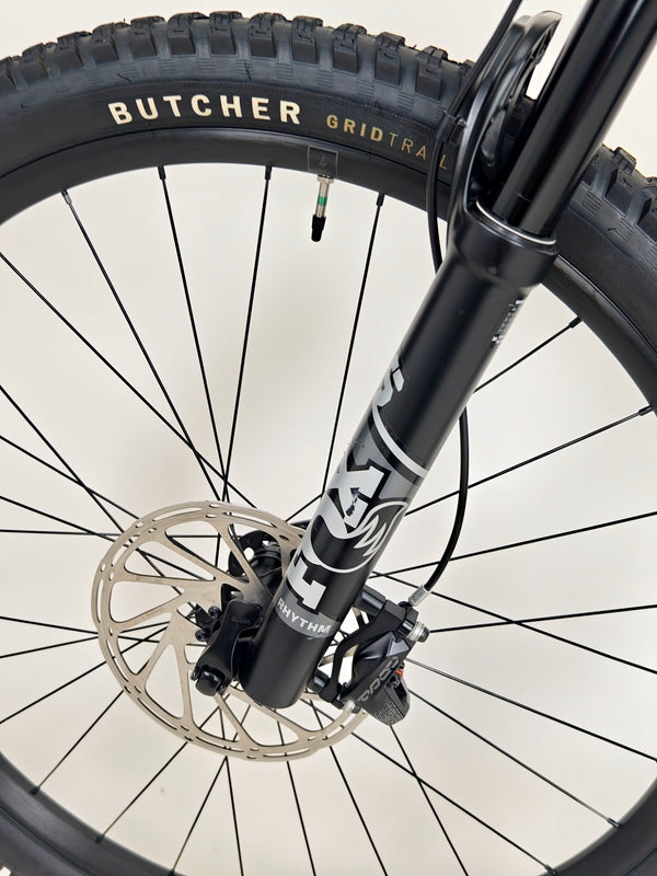 Specialized Stumpjumper EVO Comp Alloy 29 / MEDIUM (S3) / Full Suspension / Very Good Condition