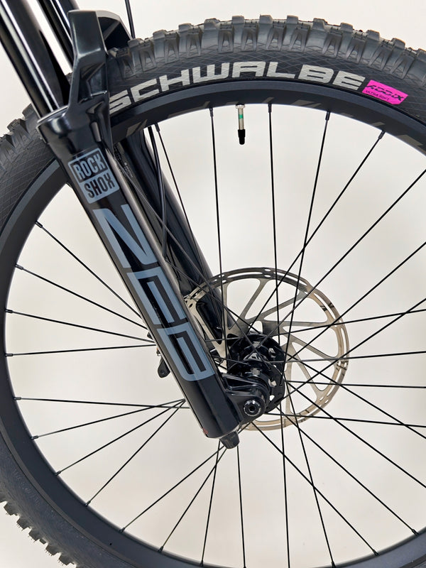 Lapierre Overvolt AM 7.7 2024 / LARGE / Full Suspension e-Bike / RRP: £5,499.00 / Like NEW / 114 Miles