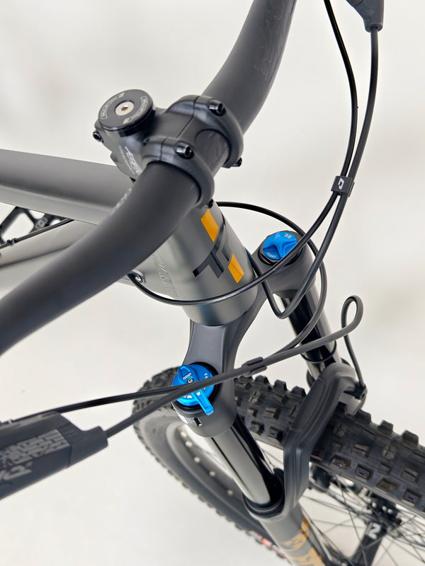 Transition Sentinel Alloy NX 2023 / LARGE / RRP: £4,200.00 / Like NEW!