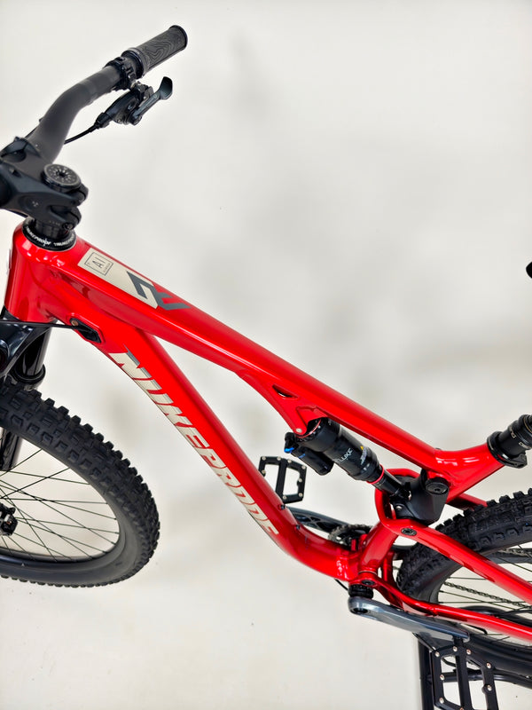 Nukeproof Reactor 290 Alloy Pro 2022 / MEDIUM / Very Good Condition