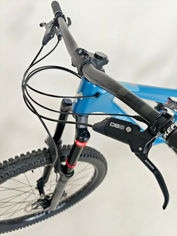 Nukeproof Reactor 290C (Custom Build) / LARGE / Carbon / Very Good Condition