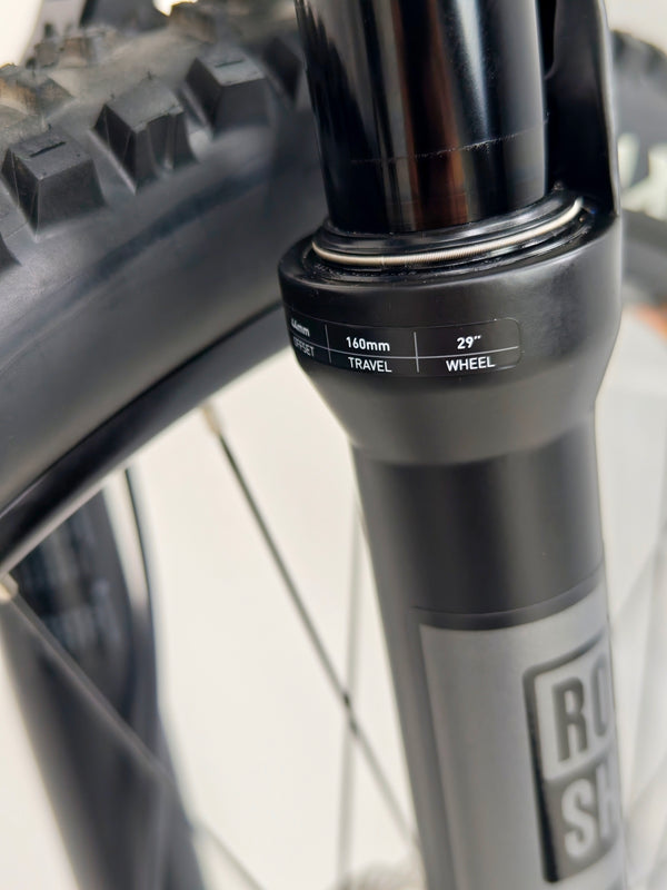 Nukeproof Reactor 290C (Custom Build) / LARGE / Carbon / Very Good Condition