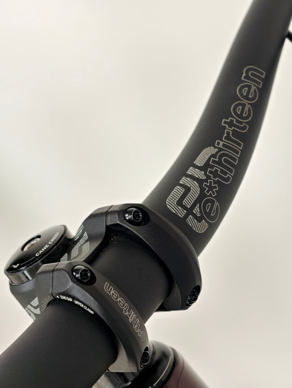 Santa Cruz Nomad 5 C R 27.5 2022 / LARGE / Carbon / Excellent Condition
