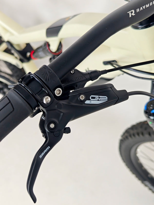 Raymon TrailRay 140E 10.0 SE 2024 / LARGE / Full Suspension e‑Bike / Excellent Condition / Only 19 Miles