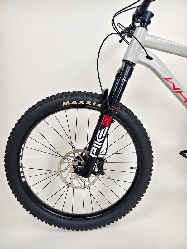 Whyte 905 V5 2023 / LARGE / RRP: £2,099.00 / Very Good Condition