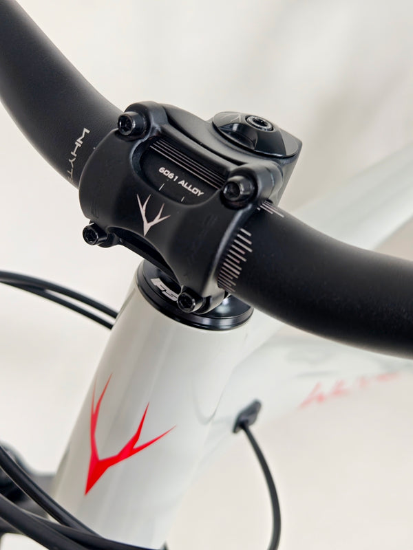 Whyte 905 V5 2023 / LARGE / RRP: £2,099.00 / Very Good Condition