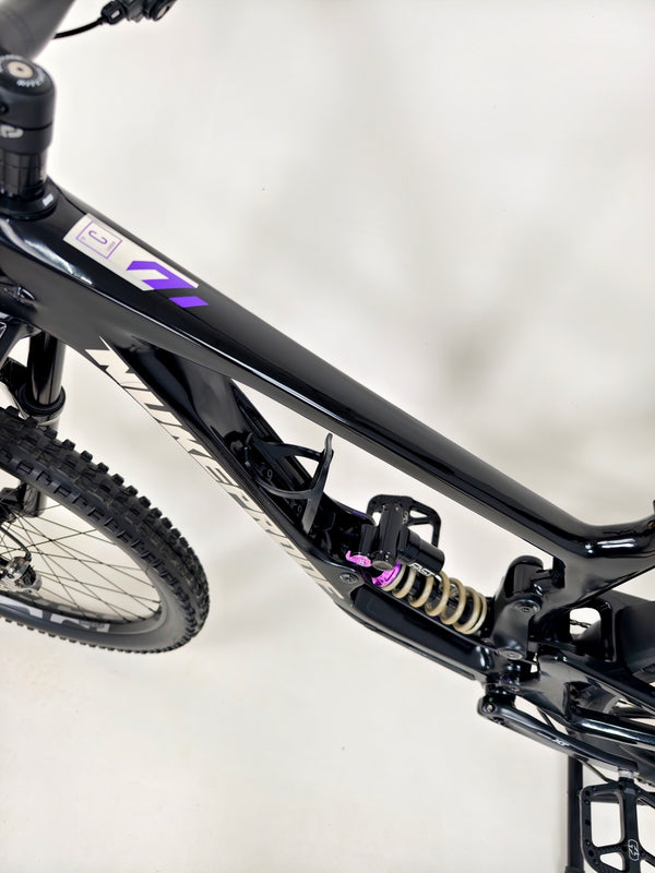 Nukeproof Giga 297 Limited-Edition "Sprung" Carbon 2023 / MEDIUM / Custom Built / Excellent Condition