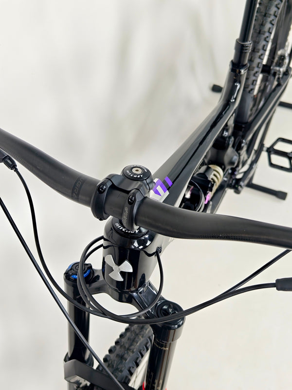 Nukeproof Giga 297 Limited-Edition "Sprung" Carbon 2023 / MEDIUM / Custom Built / Excellent Condition