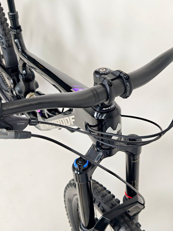 Nukeproof Giga 297 Limited-Edition "Sprung" Carbon 2023 / MEDIUM / Custom Built / Excellent Condition