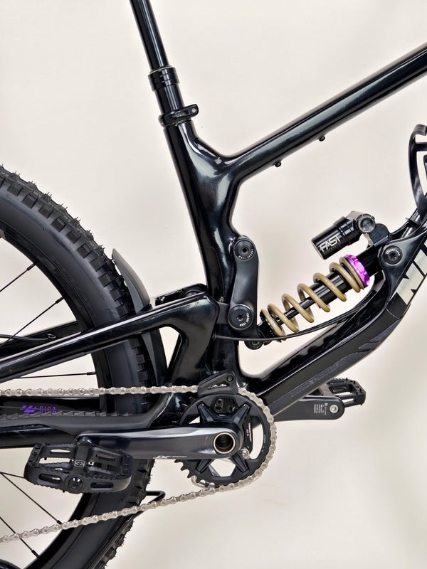 Nukeproof Giga 297 Limited-Edition "Sprung" Carbon 2023 / MEDIUM / Custom Built / Excellent Condition