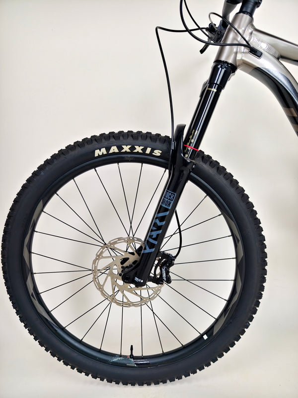 Giant Reign 29 2022 / LARGE / RRP: £2,999.00 / Excellent Condition!