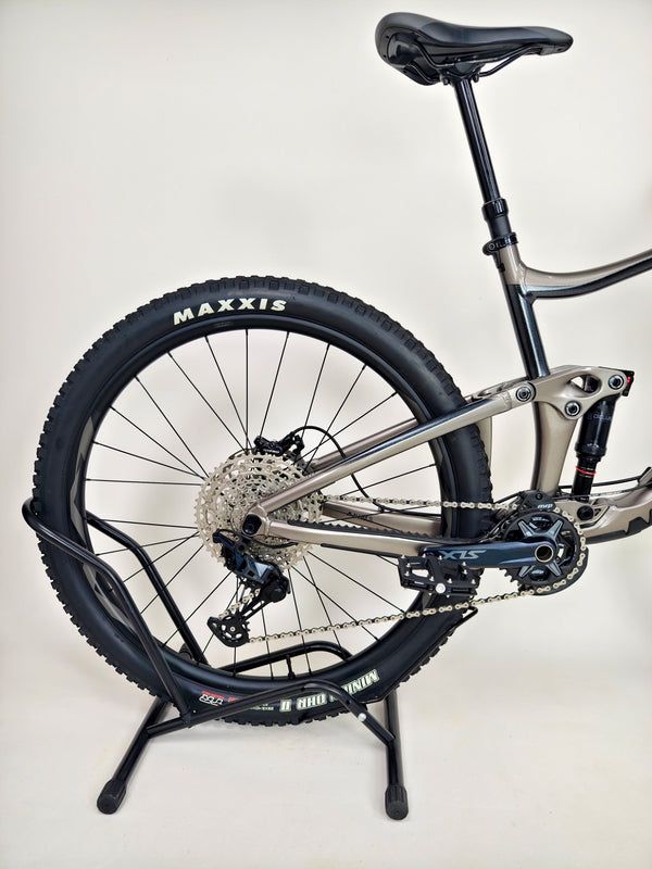 Giant Reign 29 2022 / LARGE / RRP: £2,999.00 / Excellent Condition!