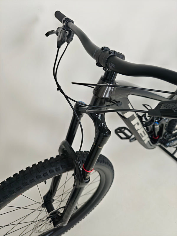 Trek Slash 8 Gen 5 2022 / MEDIUM / RRP: £3,700.00 / Excellent Condition!