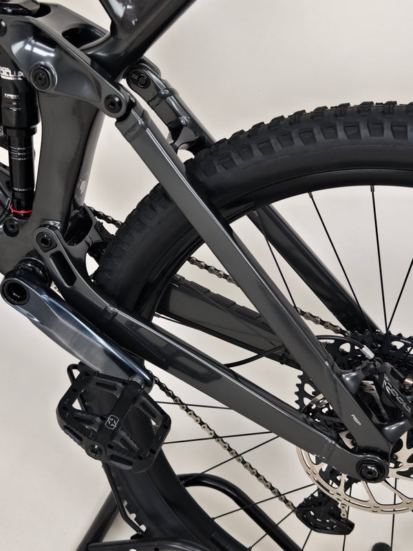 Trek Slash 8 Gen 5 2022 / MEDIUM / RRP: £3,700.00 / Excellent Condition!