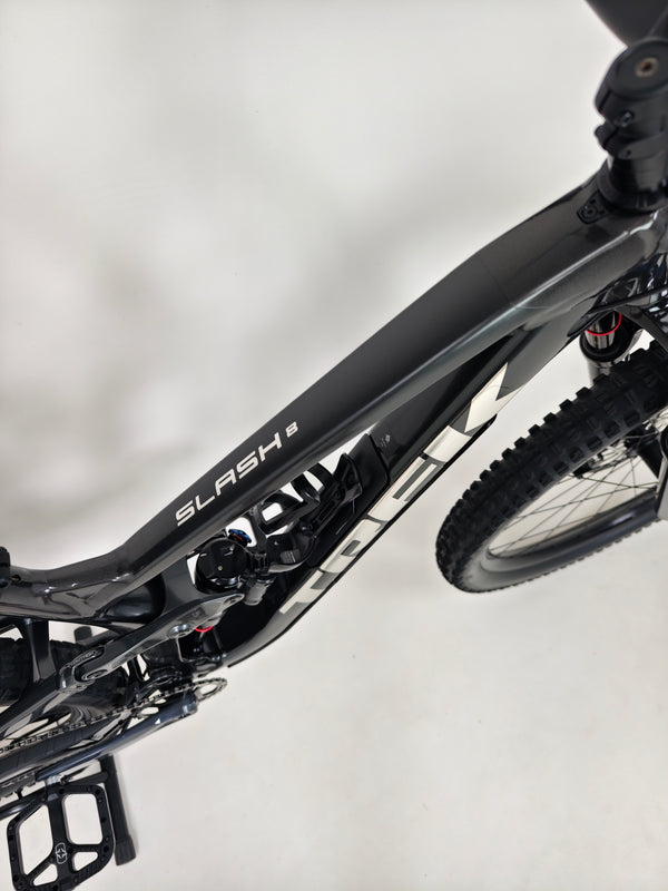 Trek Slash 8 Gen 5 2022 / MEDIUM / RRP: £3,700.00 / Excellent Condition!