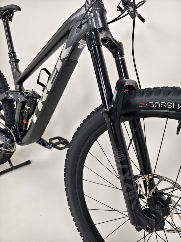 Trek Slash 8 Gen 5 2022 / MEDIUM / RRP: £3,700.00 / Excellent Condition!