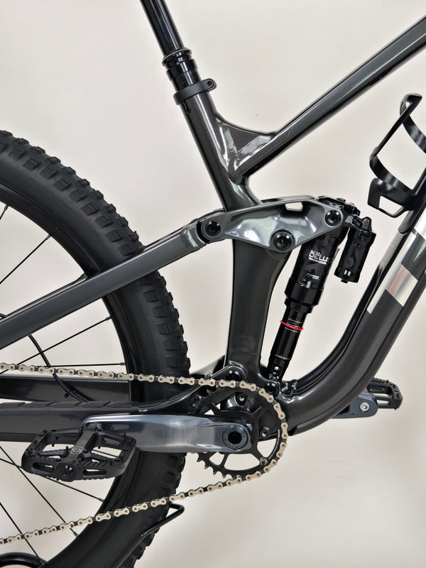Trek Slash 8 Gen 5 2022 / MEDIUM / RRP: £3,700.00 / Excellent Condition!