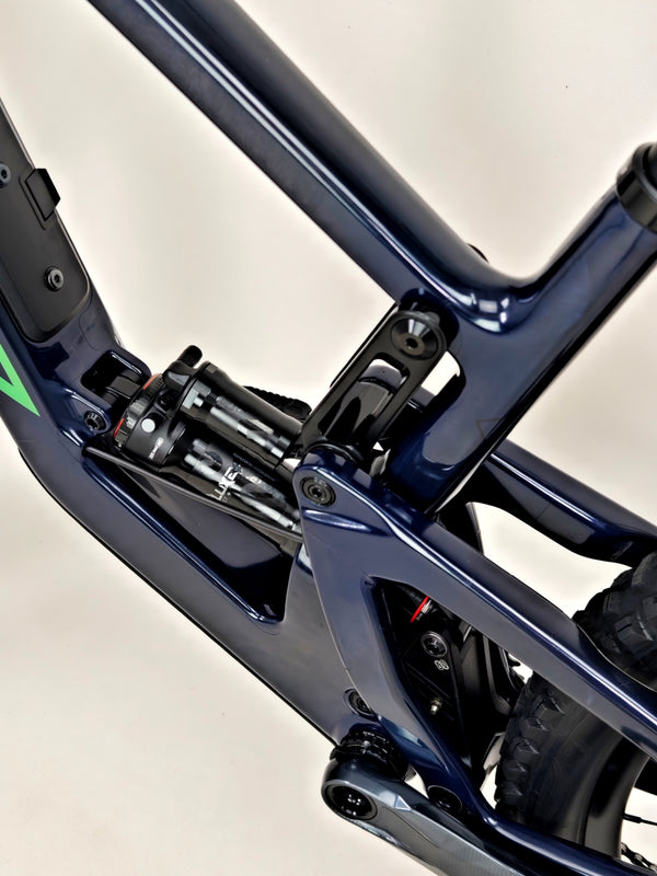 Santa Cruz Megatower 2 GX C 2023 / LARGE / RRP: £7,899.00 / Excellent Condition!