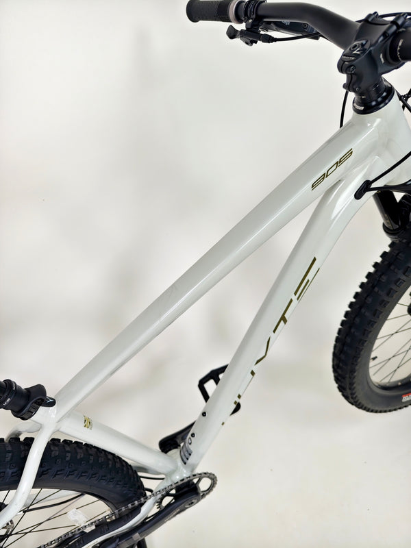 Whyte 905 V4 2022 Mountain Bike / MEDIUM / RRP: £2,099.00 / Very Good Condition!