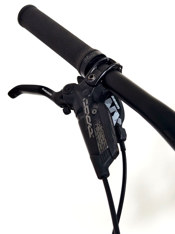 GT Force Carbon Pro Enduro 2023 / LARGE / RRP: £4,700.00 / Excellent Condition!
