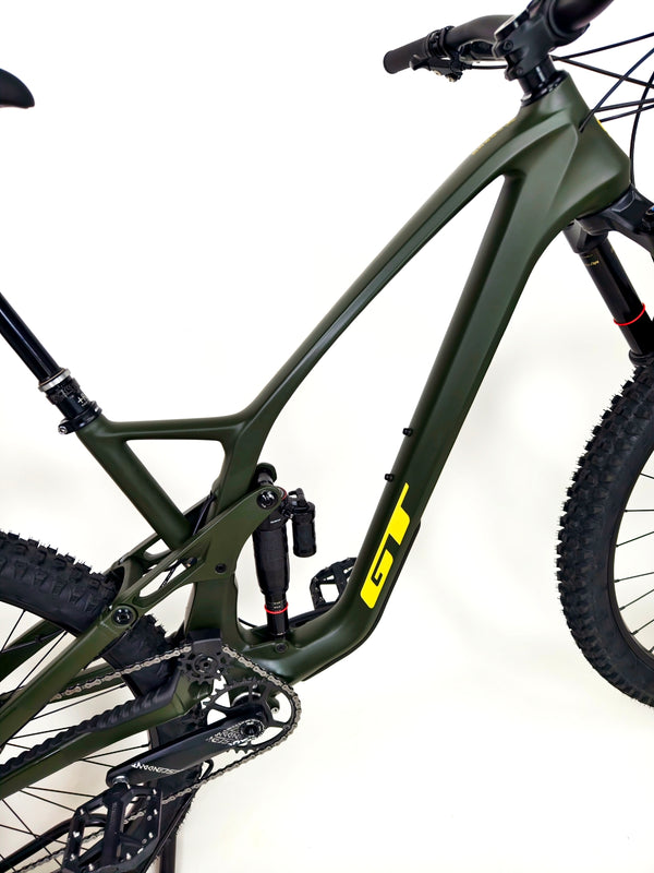 GT Force Carbon Pro Enduro 2023 / LARGE / RRP: £4,700.00 / Excellent Condition!