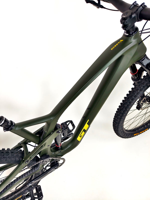 GT Force Carbon Pro Enduro 2023 / LARGE / RRP: £4,700.00 / Excellent Condition!