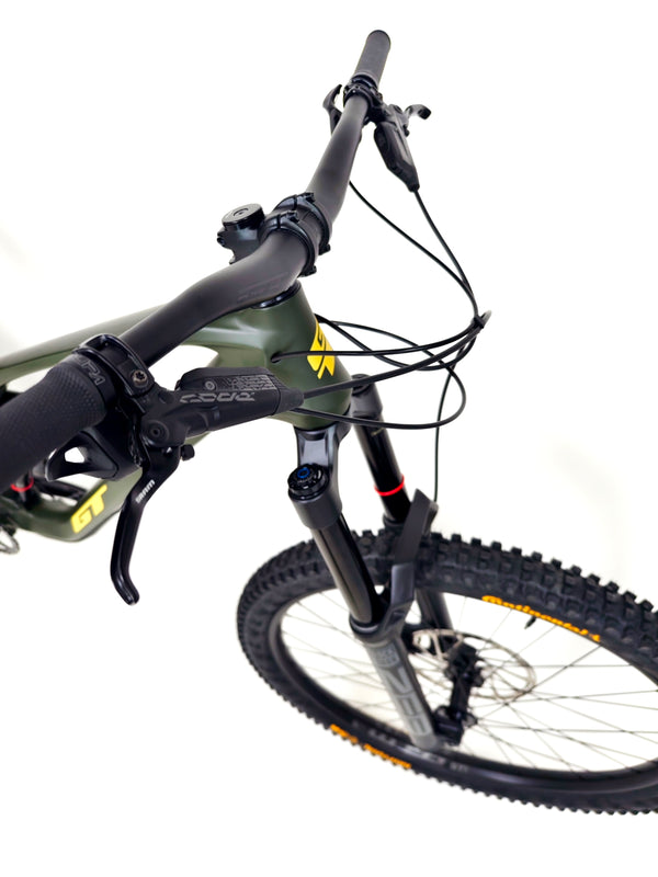 GT Force Carbon Pro Enduro 2023 / LARGE / RRP: £4,700.00 / Excellent Condition!
