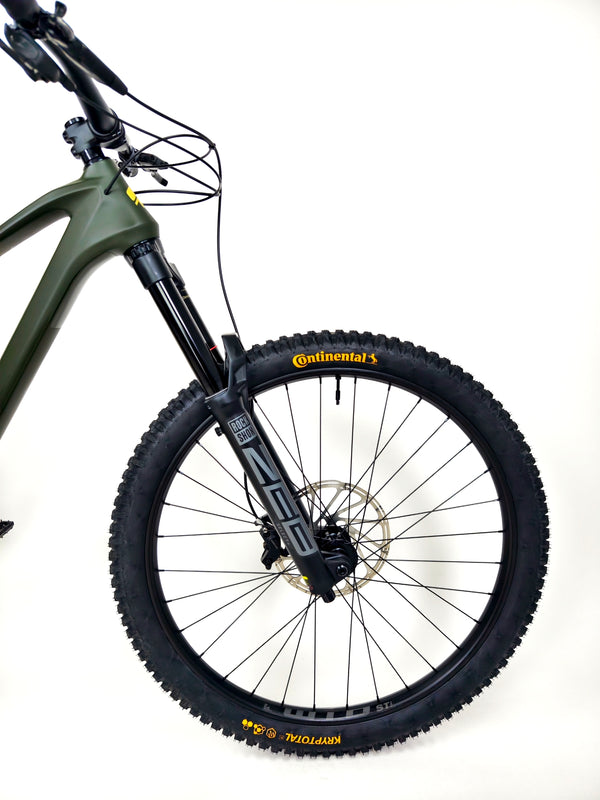 GT Force Carbon Pro Enduro 2023 / LARGE / RRP: £4,700.00 / Excellent Condition!