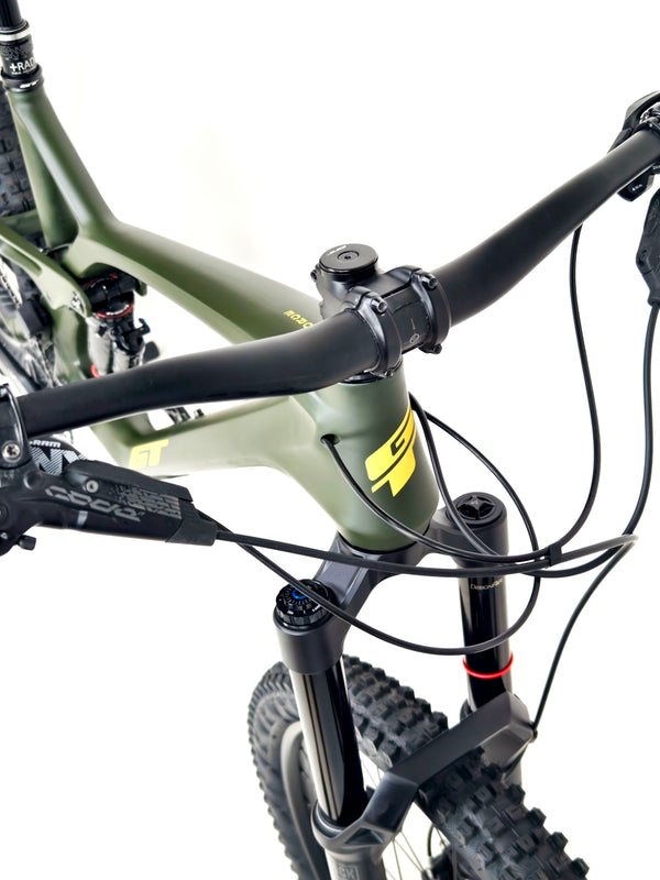 GT Force Carbon Pro Enduro 2023 / LARGE / RRP: £4,700.00 / Excellent Condition!