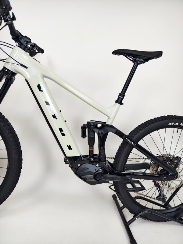 Vitus E-Sommet 297 VRS 2023 Mullete-Bike / LARGE / Only 165 Miles! /RRP: £4,999.99 / Excellent Condition