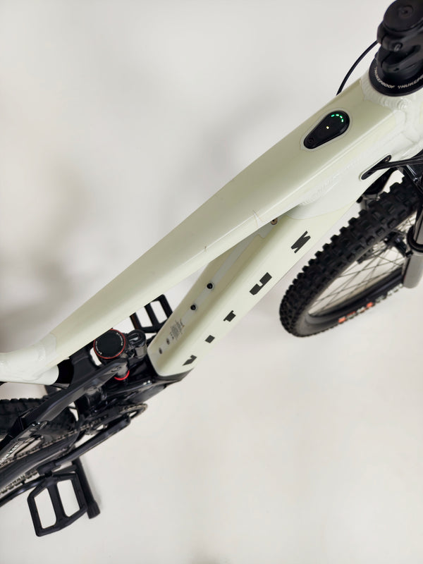 Vitus E-Sommet 297 VRS 2023 Mullete-Bike / LARGE / Only 165 Miles! /RRP: £4,999.99 / Excellent Condition