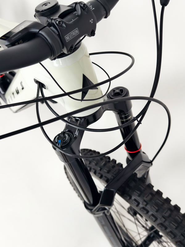 Vitus E-Sommet 297 VRS 2023 Mullete-Bike / LARGE / Only 165 Miles! /RRP: £4,999.99 / Excellent Condition