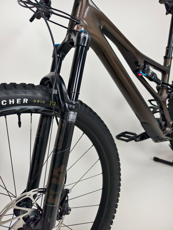 Specialized Stumpjumper Expert 2022 CARBON/ LARGE / FOX/ RRP: £6,000.00/ Excellent Condition!