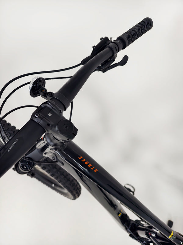Giant Stance 29 1 2024/ MEDIUM / RRP: £2,399.00 / Very Good Condition