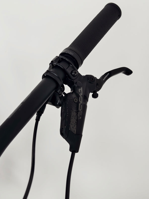 GT Sensor Carbon Pro 2024 / LARGE / RRP £4,200.00 / Very Good Condition!